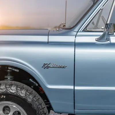 Velocity Chevrolet K5 Blazer 02