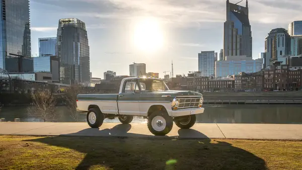 Velocity Ford F250 04