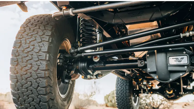 13 Dana 44 Front Axle