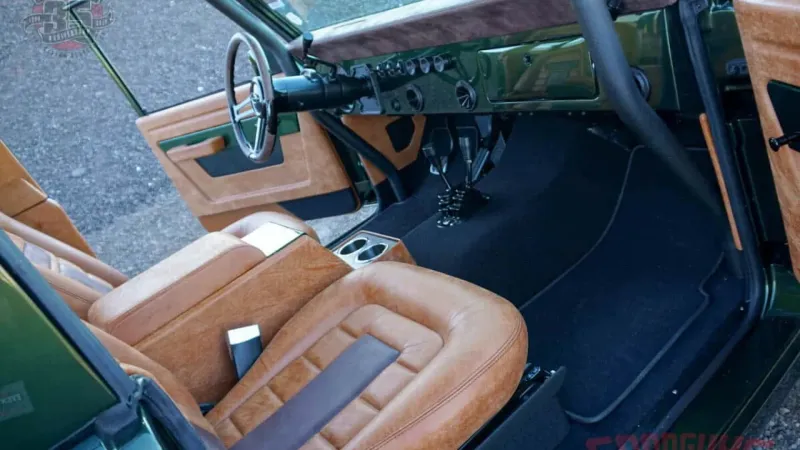 Trick Pony Velocity Restorations Crafts A Rugged And Refined 76 Bronco 6 Of 13