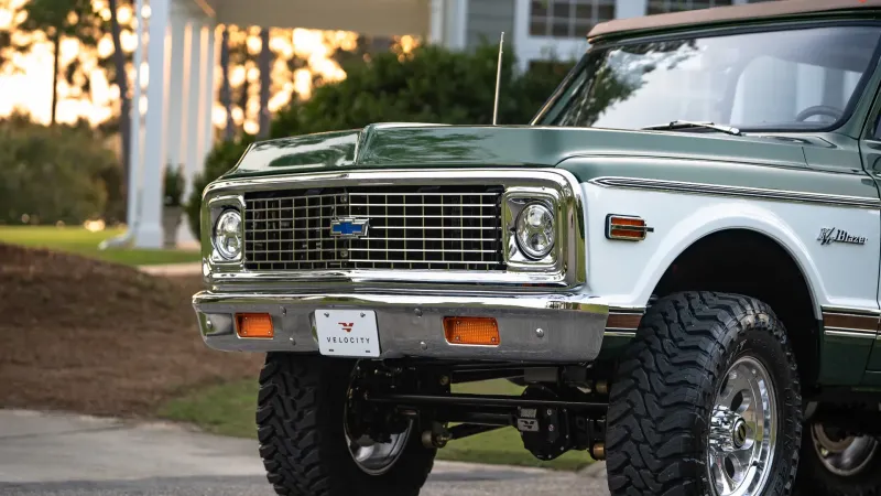 Velocity Chevrolet K5 Blazer 03