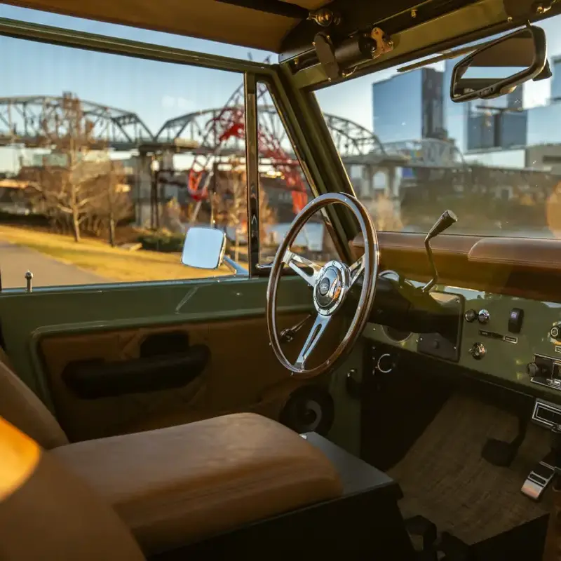 12 Velocity Bronco