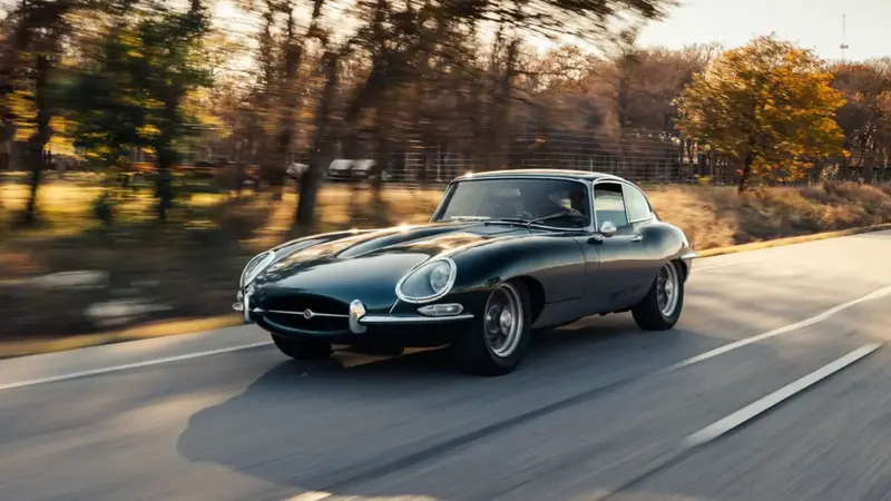 10 1961 1964 Jaguar E Type