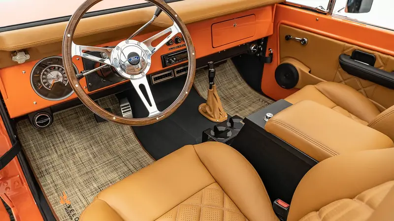 Velocity 1973 Ford Bronco