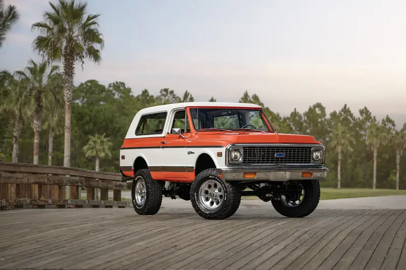 Velocity Chevrolet K5 Blazer | classic trucks for sale, restomod cars for sale, chevy k5 blazer, k5 blazer for sale, old chevy t