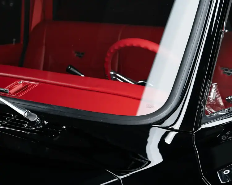 Chevry C10 Features 05
