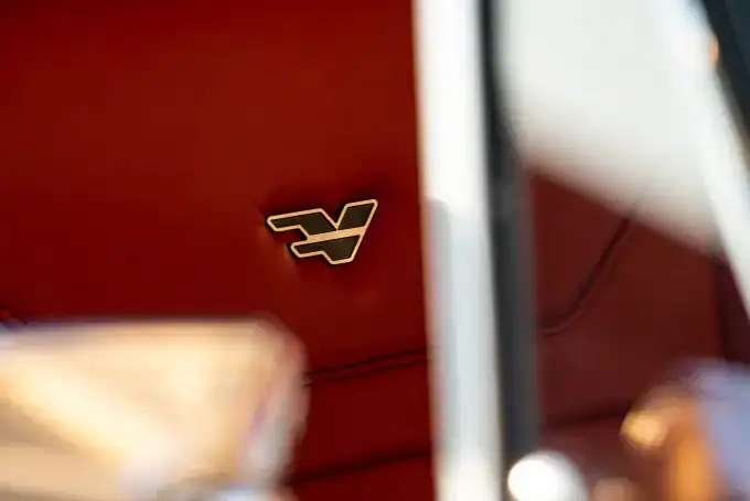 Velocity Flying V Icon 