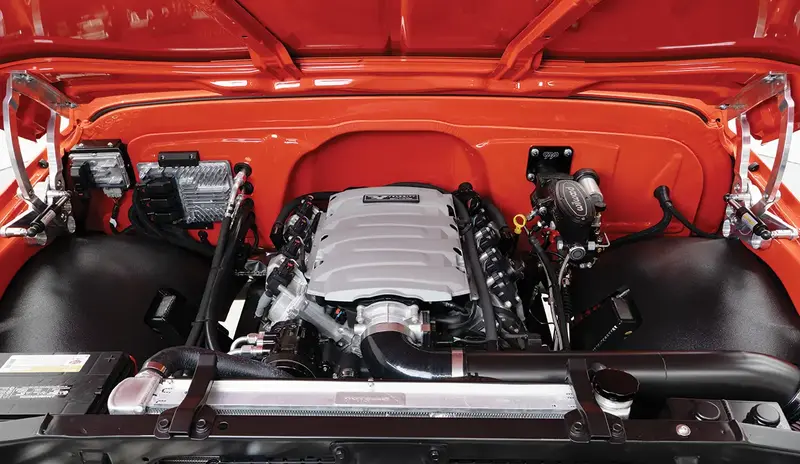 Classic Chevy K5 Blazer Restomod Engine