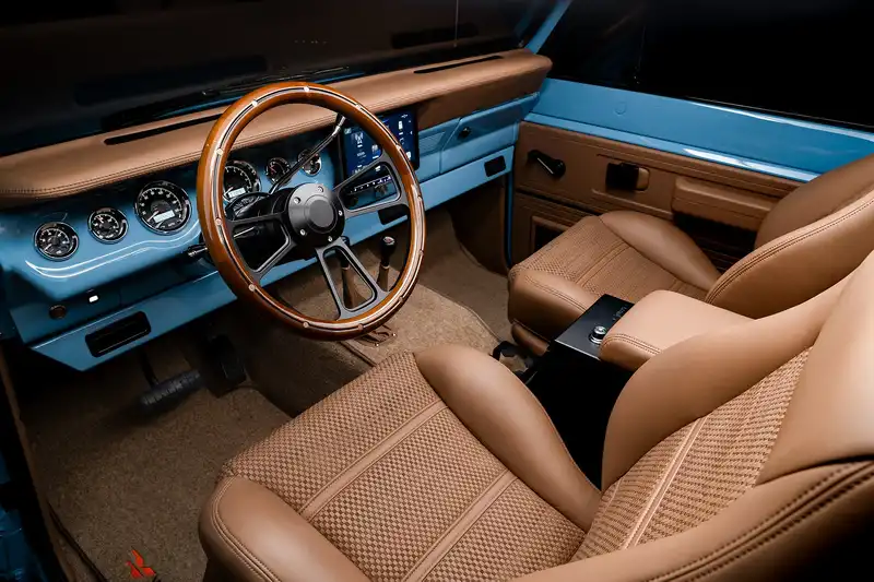 Sema Classic International Scout 2 Interior