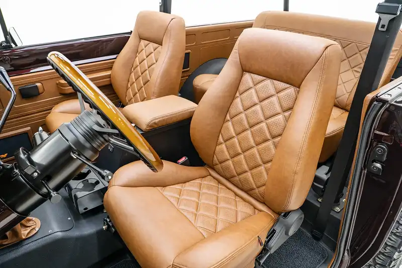 Velocity Signature Series IH Scout 2 Double Diamond Interior