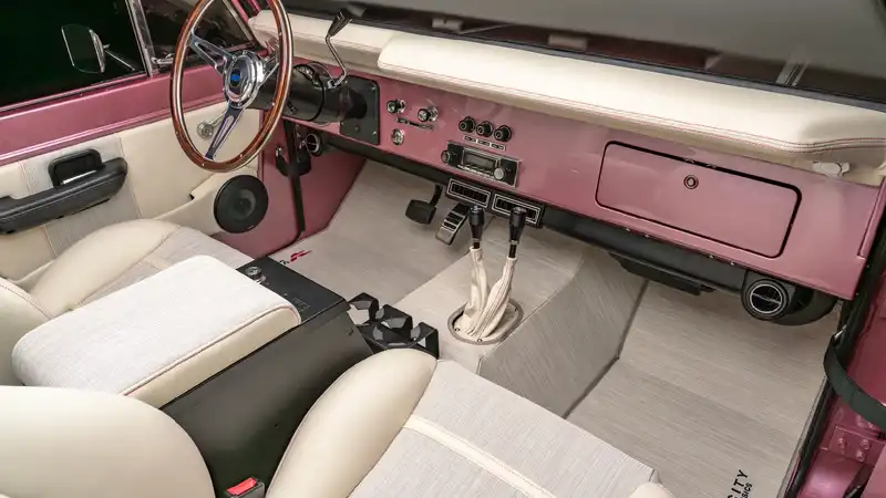 1971 Ford Bronco For Sale_18 Passenger Side Interior