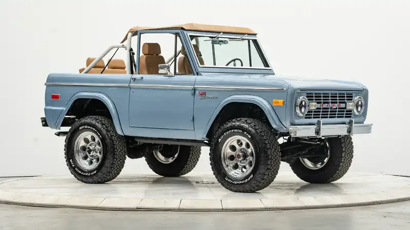 1974 Brittany Blue Ford Bronco For Sale_7 Passenger Side Front  3.4