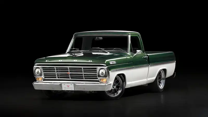 Post F100