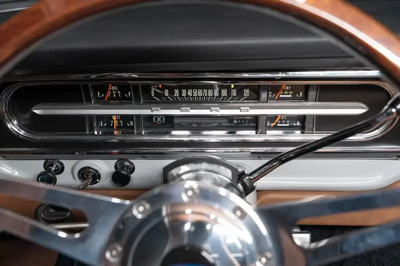 classic Ford Truck dentside dakota digital gauges