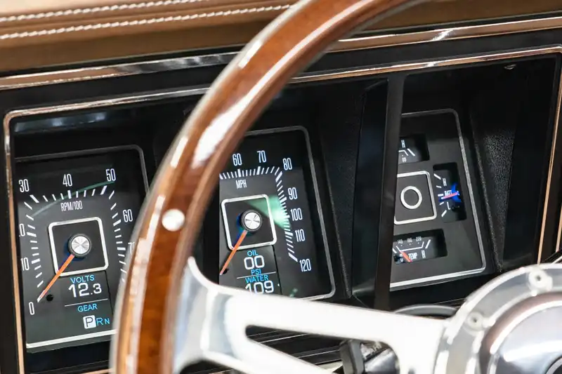 classic Ford Truck bumpside dakota digital gauges