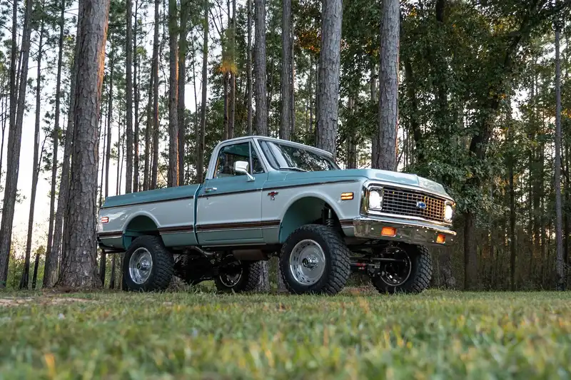Classic Chevy K10 Restomod