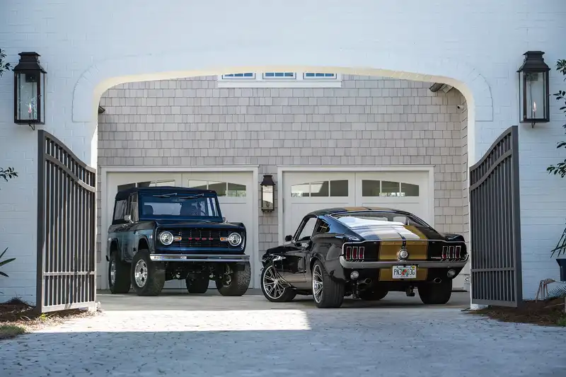 Driveway Mustang Bronco Velocity