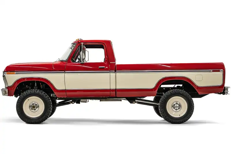 1977 Classic Ford F250 Dentside_1 2052