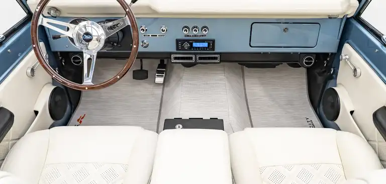 Innovation In Simplicity: This Re-Engineered Classic Ford Bronco Redefines Vintage 4x4 Functionality