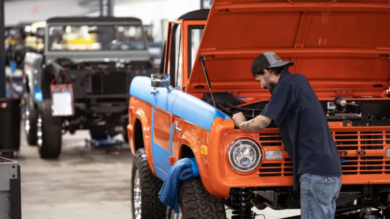 Classic Ford Bronco builders