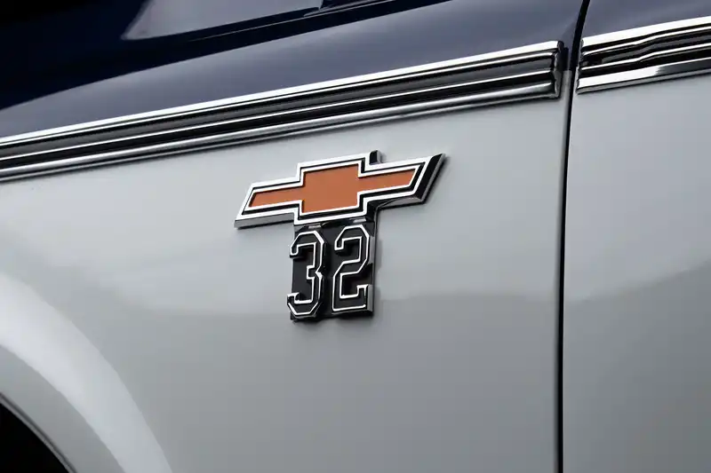 K32 K10 Badge