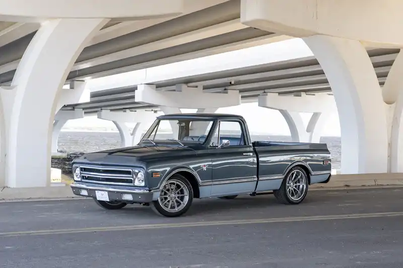 Classic Chevy C10