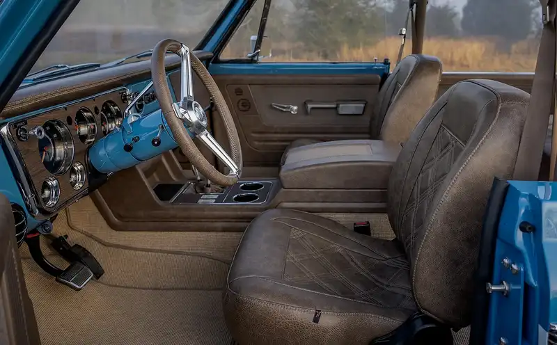 Classic Chevy K5 Blazer Restomod Interior