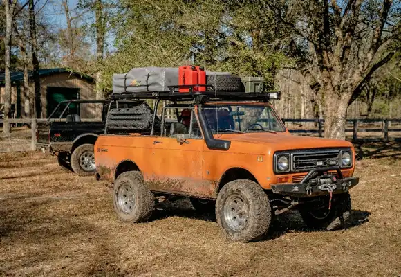 Overlanding vs Off-Roading: How to Build a Classic 4x4 for Real Adventure
