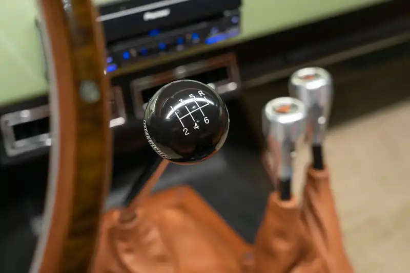 Velocity Classic Ford Bronco Manual Transmission