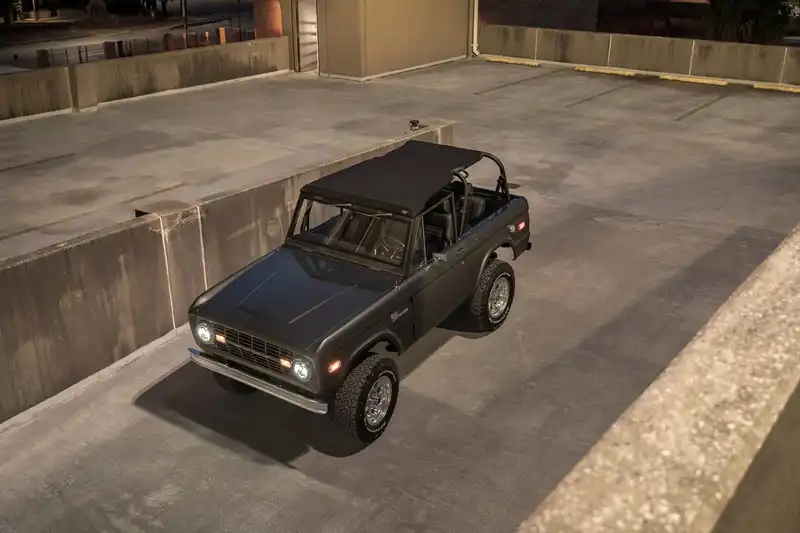 Velocity Bronco Safari Top