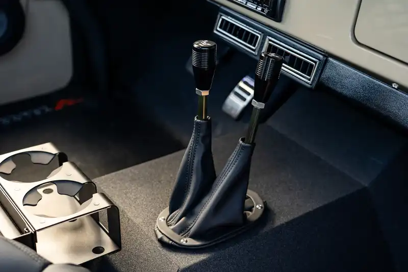 Bronco 4WD Manual Levers
