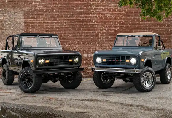 4-Point vs 6-Point Roll Cage: Choosing the Best Roll Cage for a Classic Bronco