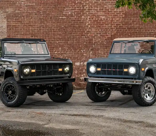 4-Point vs 6-Point Roll Cage: Choosing the Best Roll Cage for a Classic Bronco