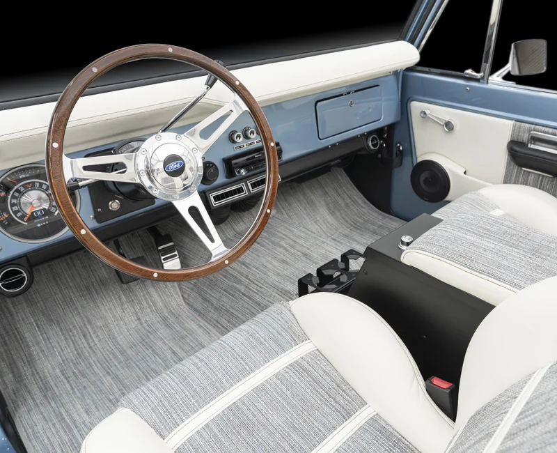 Bronco Ranger Interior