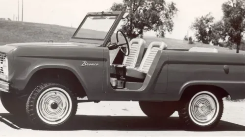 Bronco Roadster