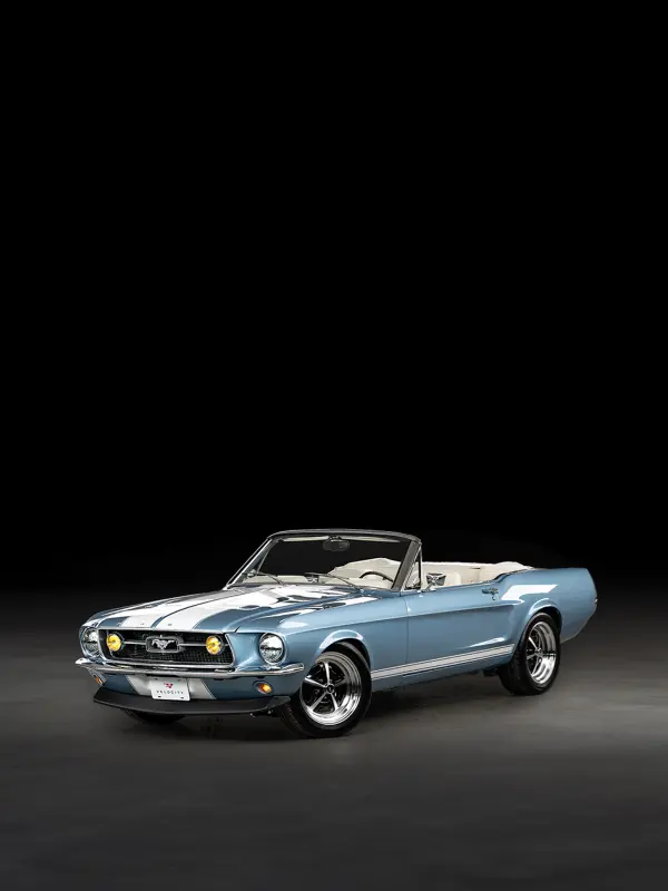 Mustang Convertible Hero 02