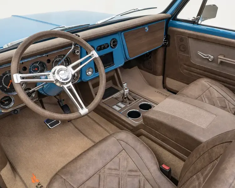 Heritage Series K5 Blazer 02