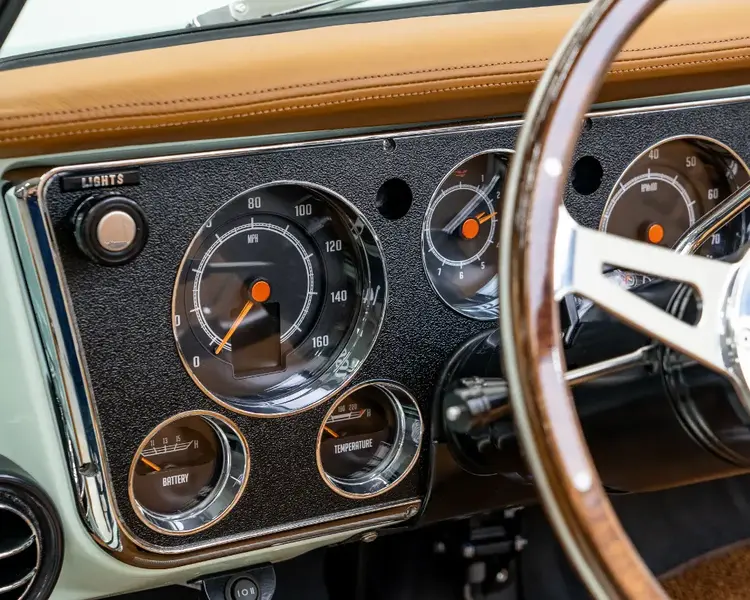 Custom Gauges 01