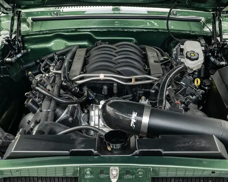 Ford Mustang Coyote V8 Engine 01