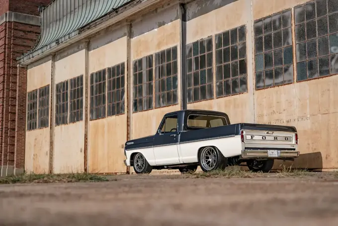 Street Series F-100 Rear