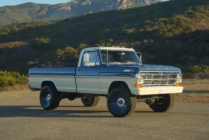 Velocity Ford F-250 in mountains