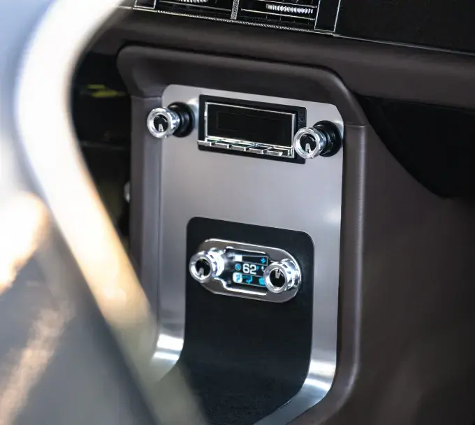 Classic Ford Mustang w/ Bluetooth Stereo & Vintage Air Climate Control