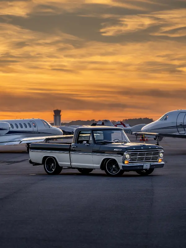 Velocity_Classic Ford F100 Overview Mobile
