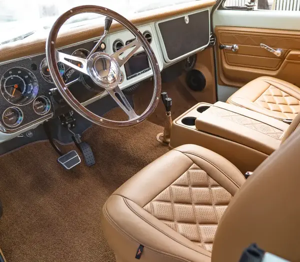Velocity Restored Chevy K5 Blazer 04