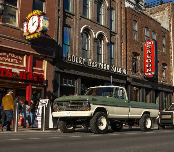 Classic Ford F250 Info 09