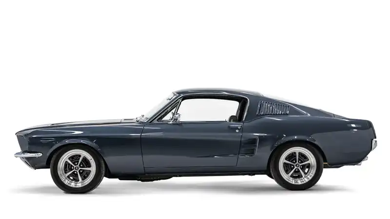 Classic Ford Mustang Restomod Fastback