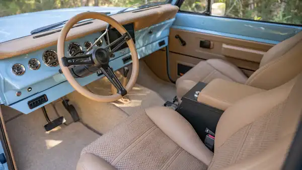 Restored International Scout II 02