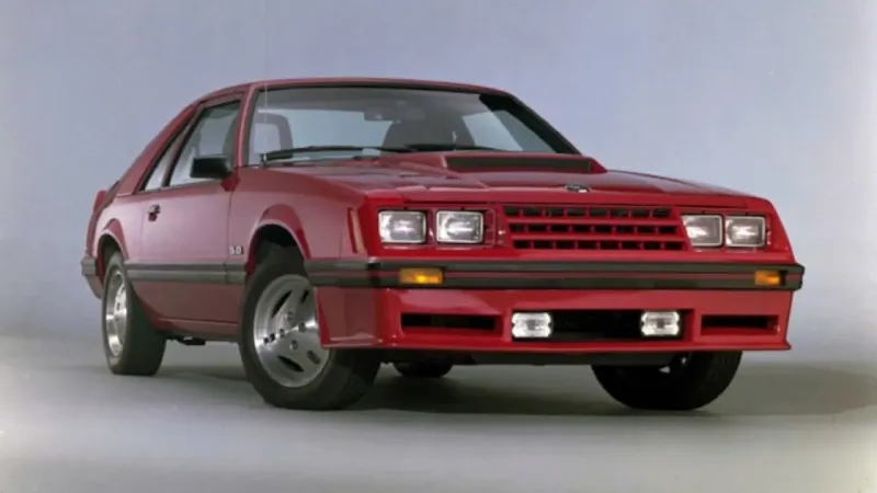 1982-ford-mustang-GT-front-three-quarter