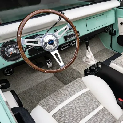 Classic Bronco Ranger Package interior