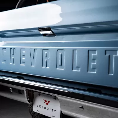 Velocity K5 Blazer tailgate Chevrolet logo